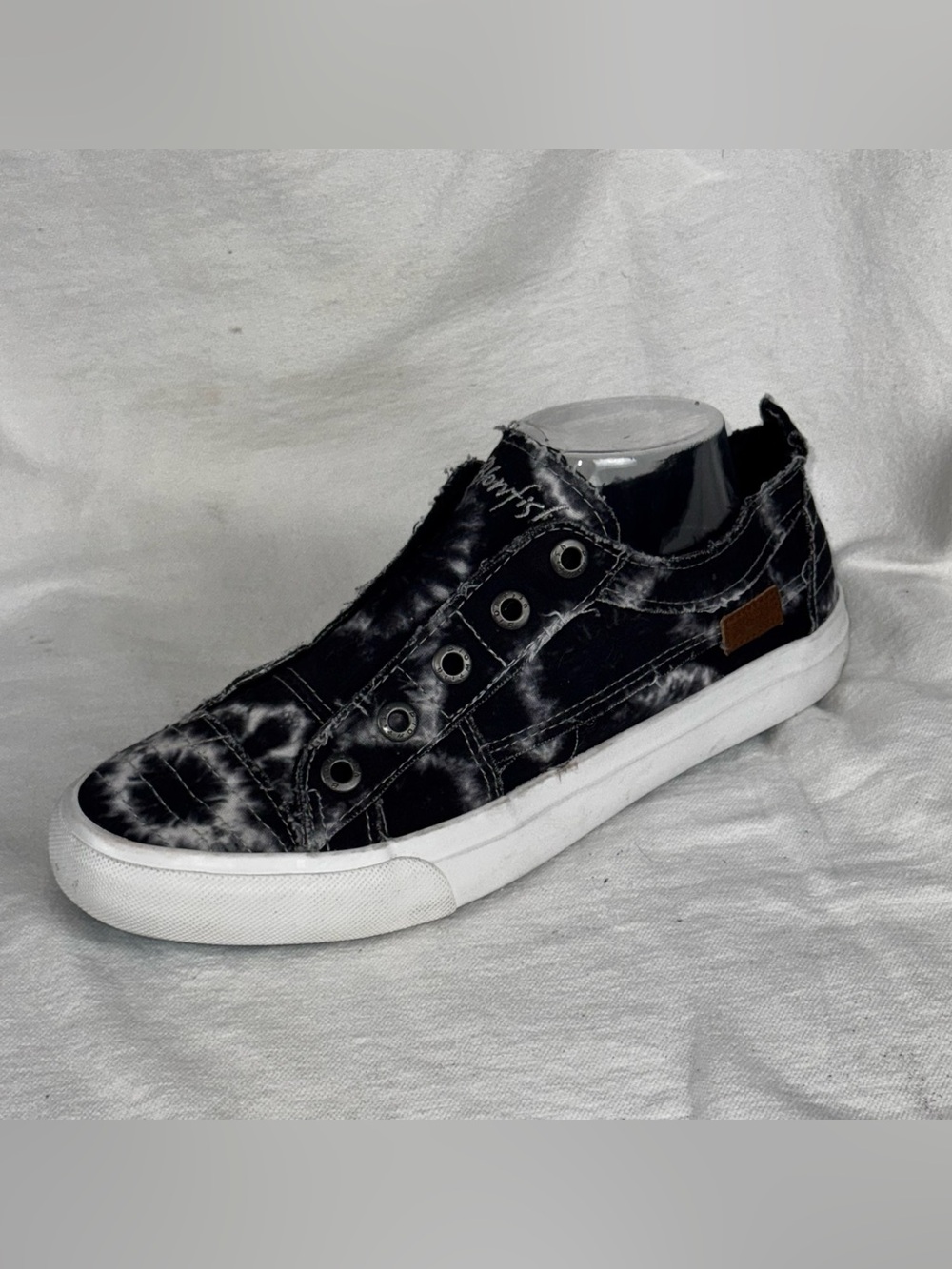 Blowfish Women's Black Tie-Dye Slip-On Sneakers